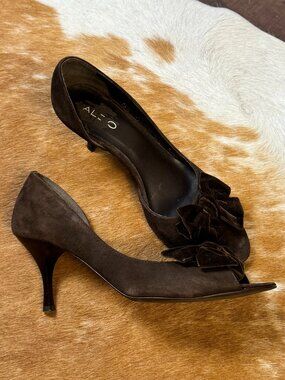 Aldo Brown Velvet Bow Peep Toe Heels Size 40 D'Orsay Pumps Y2K Romantic